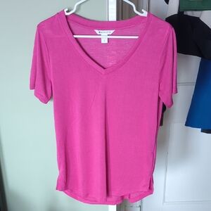 Athleta Breezy Scoop V-Neck Tee - Small